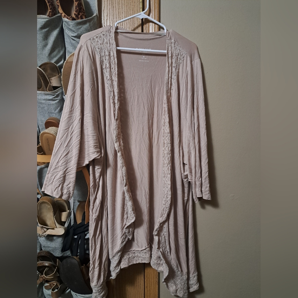 Torrid Super Soft Tunic Length Women's Beige Cardigan Sweater Size 5